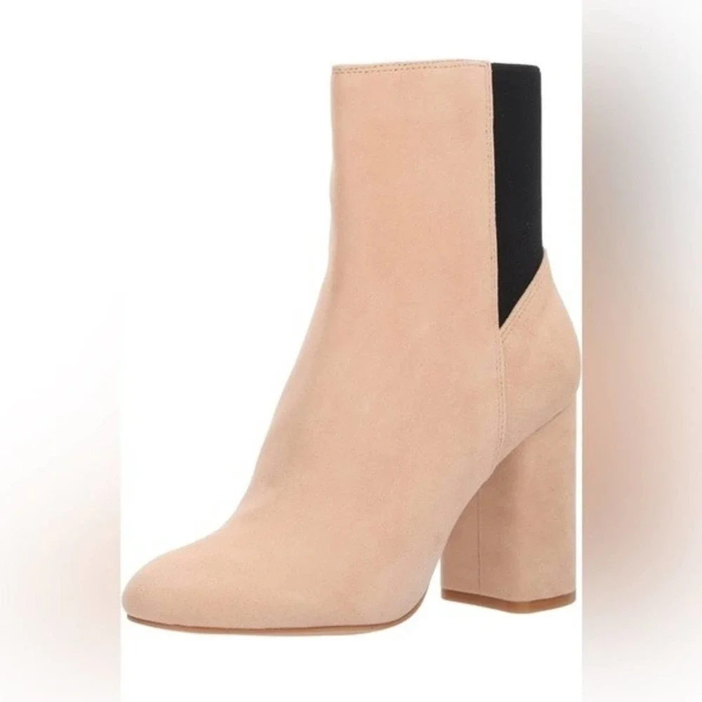 Dolce Vita Women's Ramona Boot, blush suede,‎ size 9